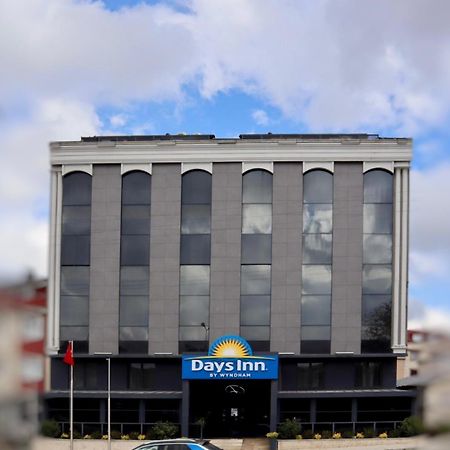 Days Inn By Wyndham Istanbul Arnavutkoy Kültér fotó