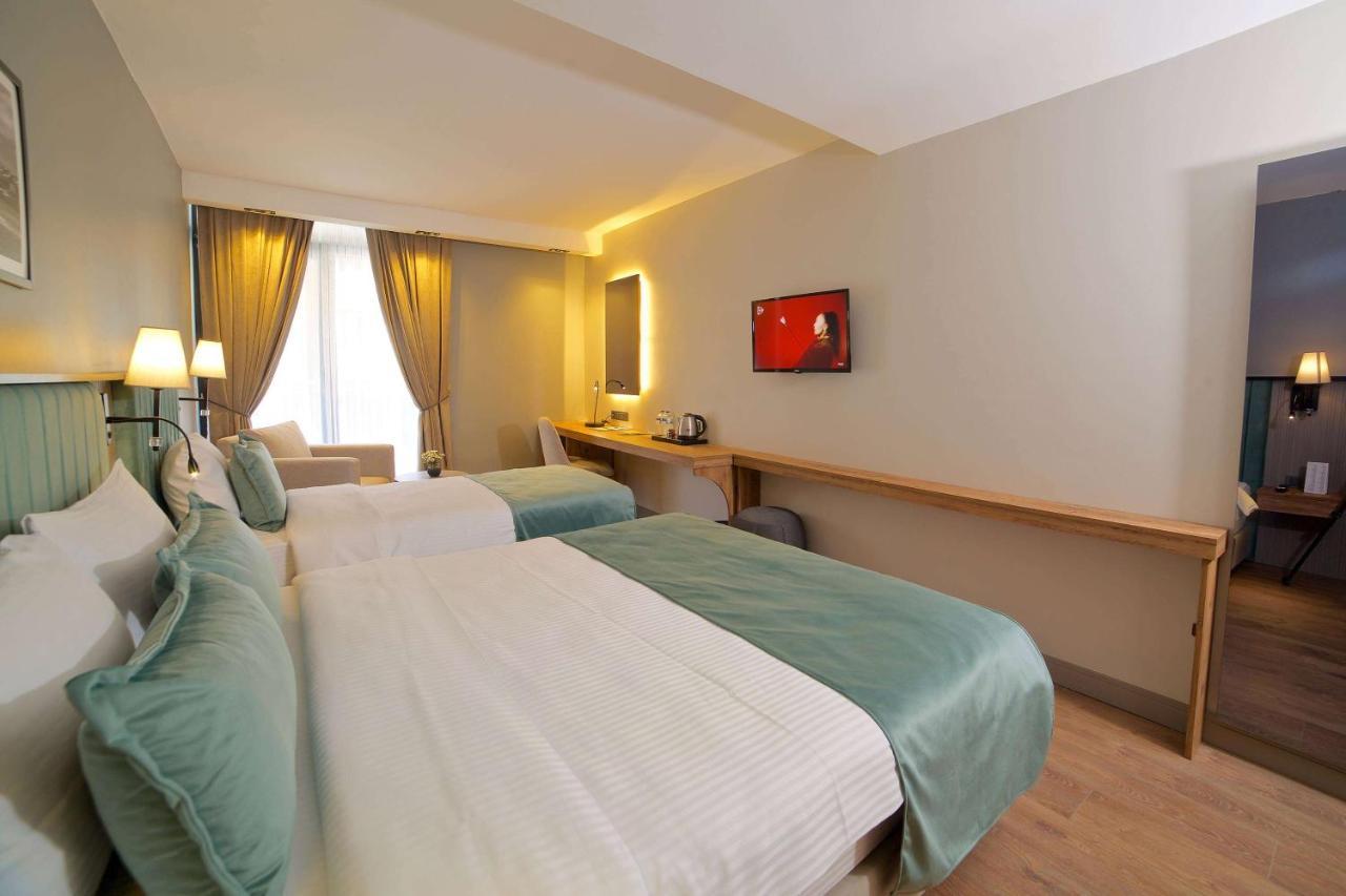Days Inn By Wyndham Istanbul Arnavutkoy Kültér fotó