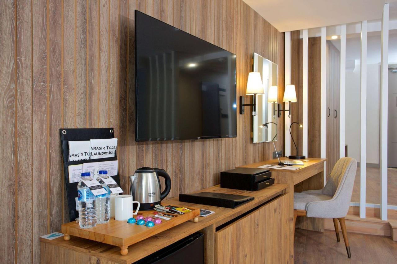 Days Inn By Wyndham Istanbul Arnavutkoy Kültér fotó